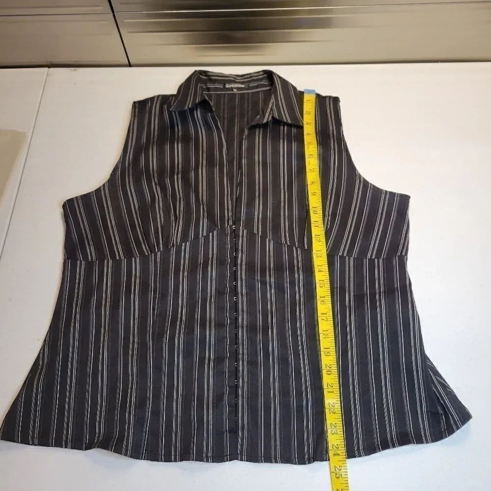 Y2K Women's Black Pinstripe Women's Plus Size 3X Corporate Gothic Tank Top - Picture 12 of 13